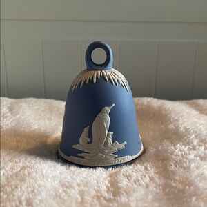 Wedgwood Jasperware Blue New Year 1979 Penguin Bell